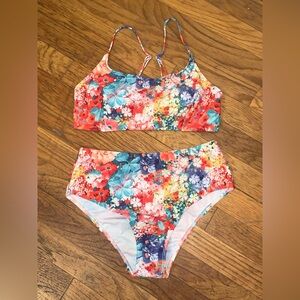 Gorgeous women’s SMALL 2/4 bright fun and floral Bikini two piece swimsuit